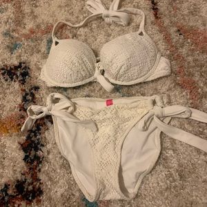 Cute Victoria’s Secret set top and bottom come together also